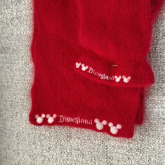 Disneyland Resort adult red scarf and gloves wool blend OS - Picture 2 of 4